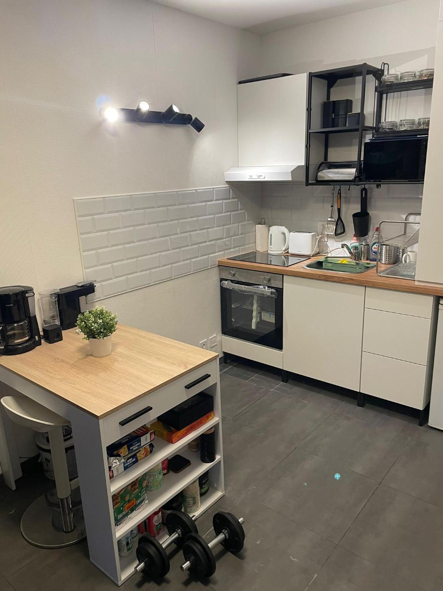 One Bedroom Fully Equipped Apartment With Terrace Брюссель Екстер'єр фото